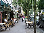 Bleibtreustrasse, westberliner Zentrum: Kneipen, Gastst�tten, Boutiquen_Berlin, Sommer 2004 