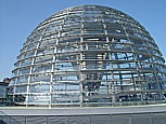 Reichstagsgeb�ude, Glaskuppel_Berlin, Sommer 2004 