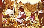 Bei den Indios, den Urus, auf dem Titicacasee_S�damerika per Rucksack_hier: BOLIVIEN 1975_Jochen A. H�bener