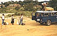 unterwegs_ mitfahrende Indios, die vom Arbeiten und Einkauf aus der Gro�stadt hierher, nach Hause, zur�ck- kehren _zwischen Pto. Ayacucho und San Fernando de Atabapo in VENEZUELA 1984_Jochen A. H�bener
